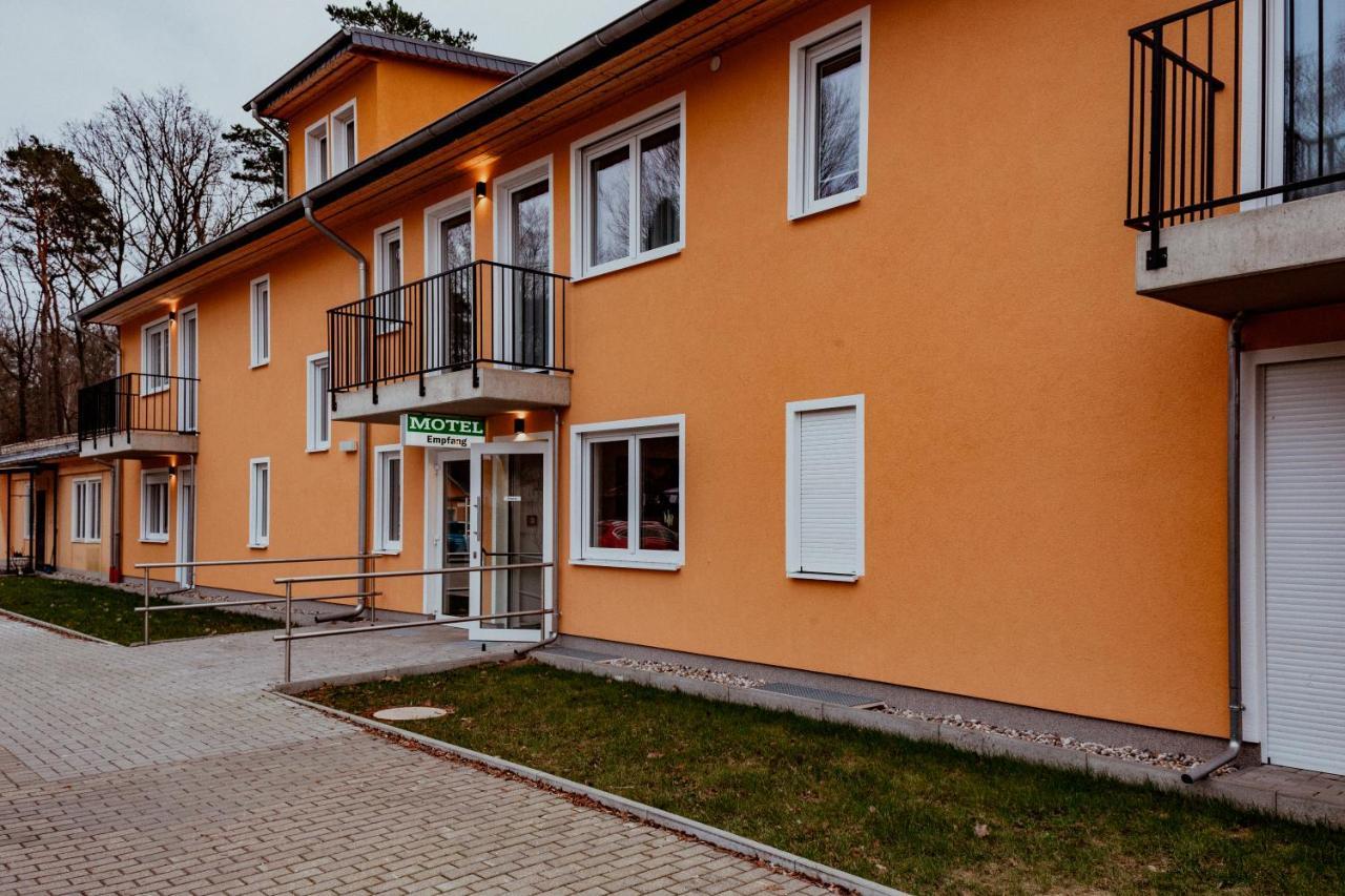 Motel Zur Dachsbaude Wandlitz Εξωτερικό φωτογραφία