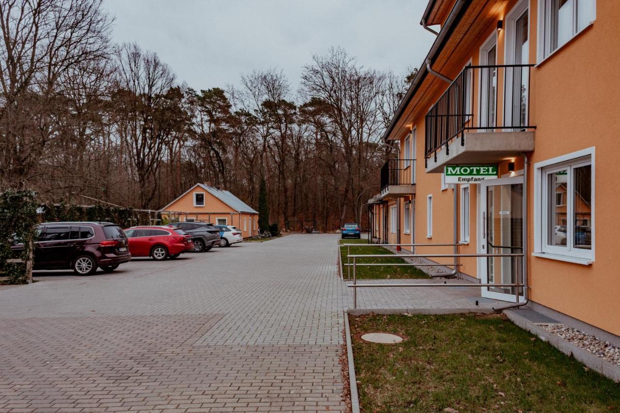 Motel Zur Dachsbaude Wandlitz Εξωτερικό φωτογραφία